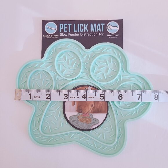 Pet Lick Mat Slow Feeder Distraction Toy - Mint Green - Picture 4 of 4